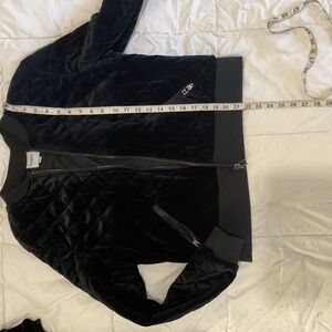 Kensie velour bomber jacket medium black